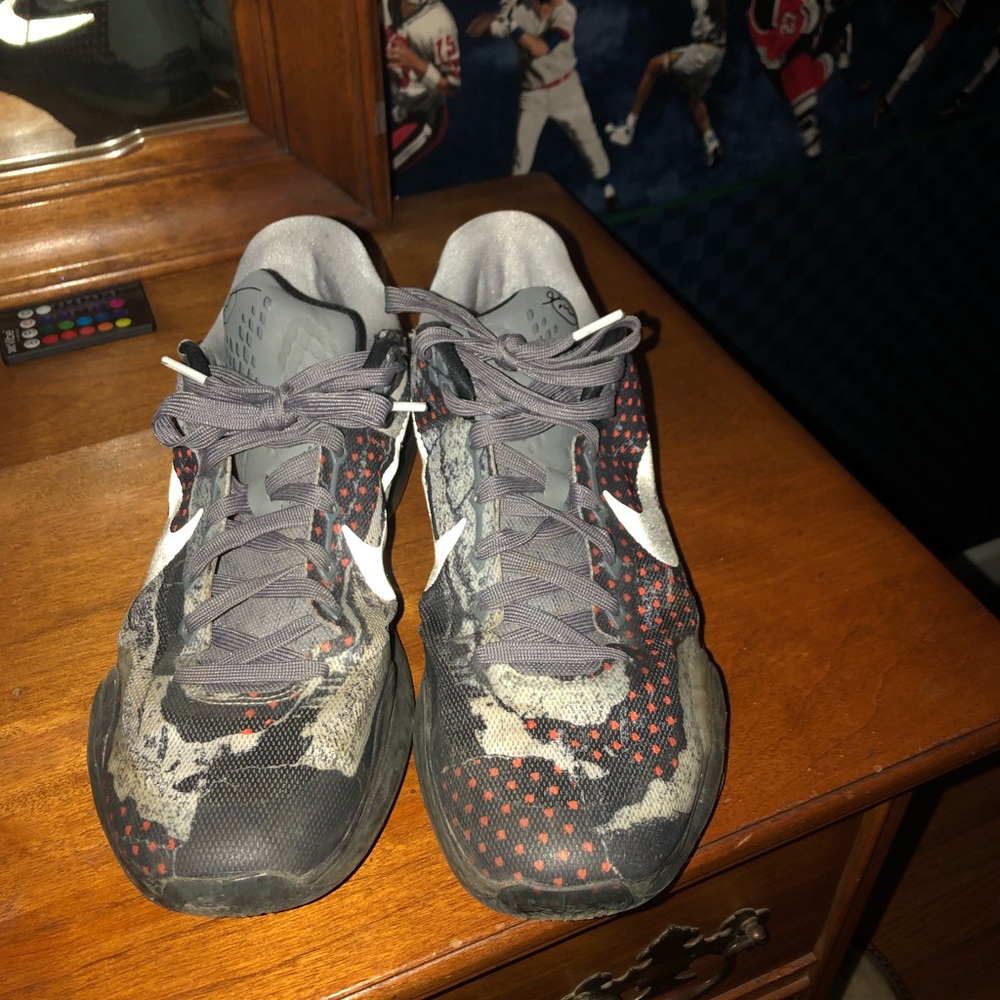 Kobe 10 basketball shoe